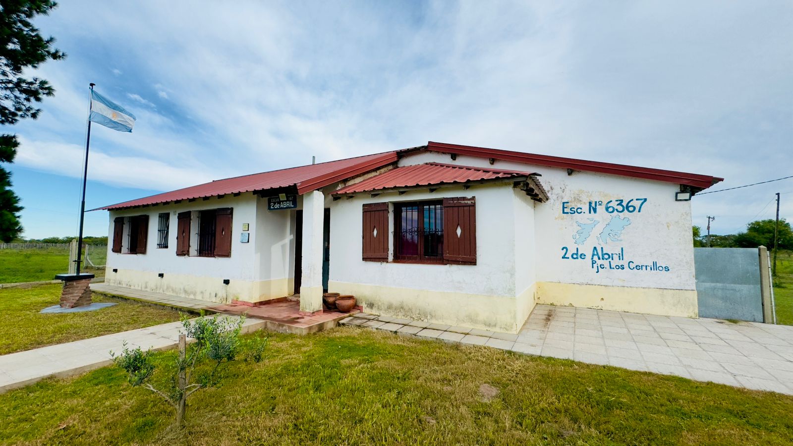 Entrega de fondos educativos a las escuelas rurales de Cayastá