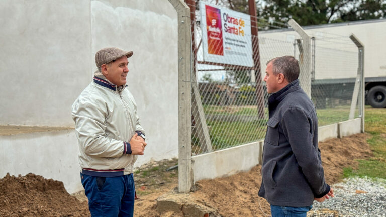 Recorrida por obras de desagües, agua potable y relevamiento de las defensas costeras