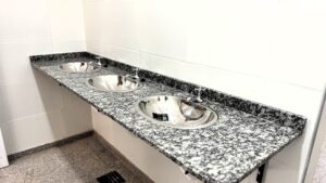 Finalizó la renovación de baños de la Escuela Técnica Nº 370